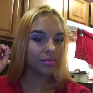 Meet your Posher, Ari